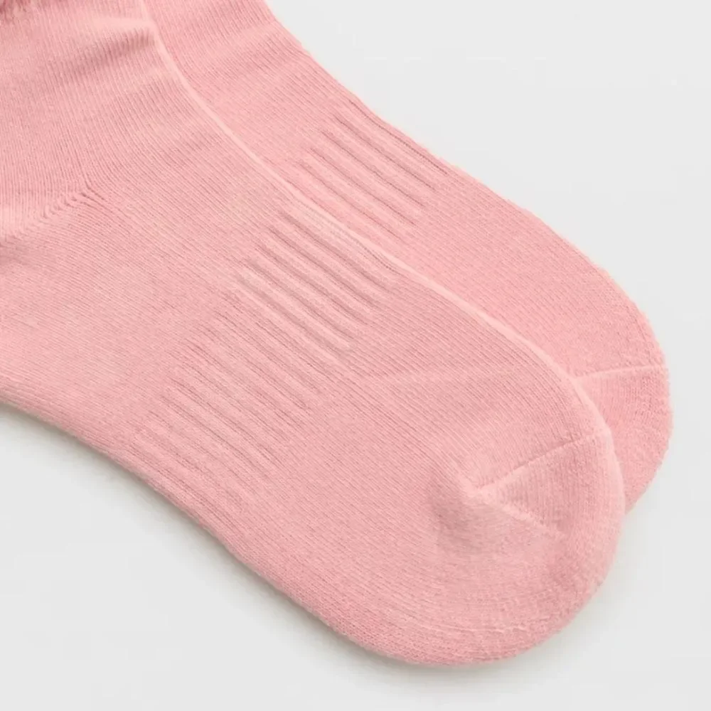 OFFLINE Club Pink Short Scrunch Tab Logo Cotton Socks
